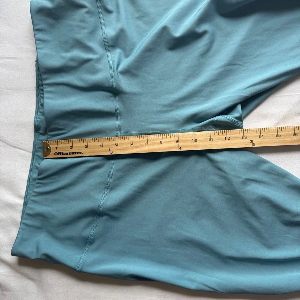 Nike Dri-FIT Womens 2X Teal Blue Cropped Leggings Athletic Tights Activewear